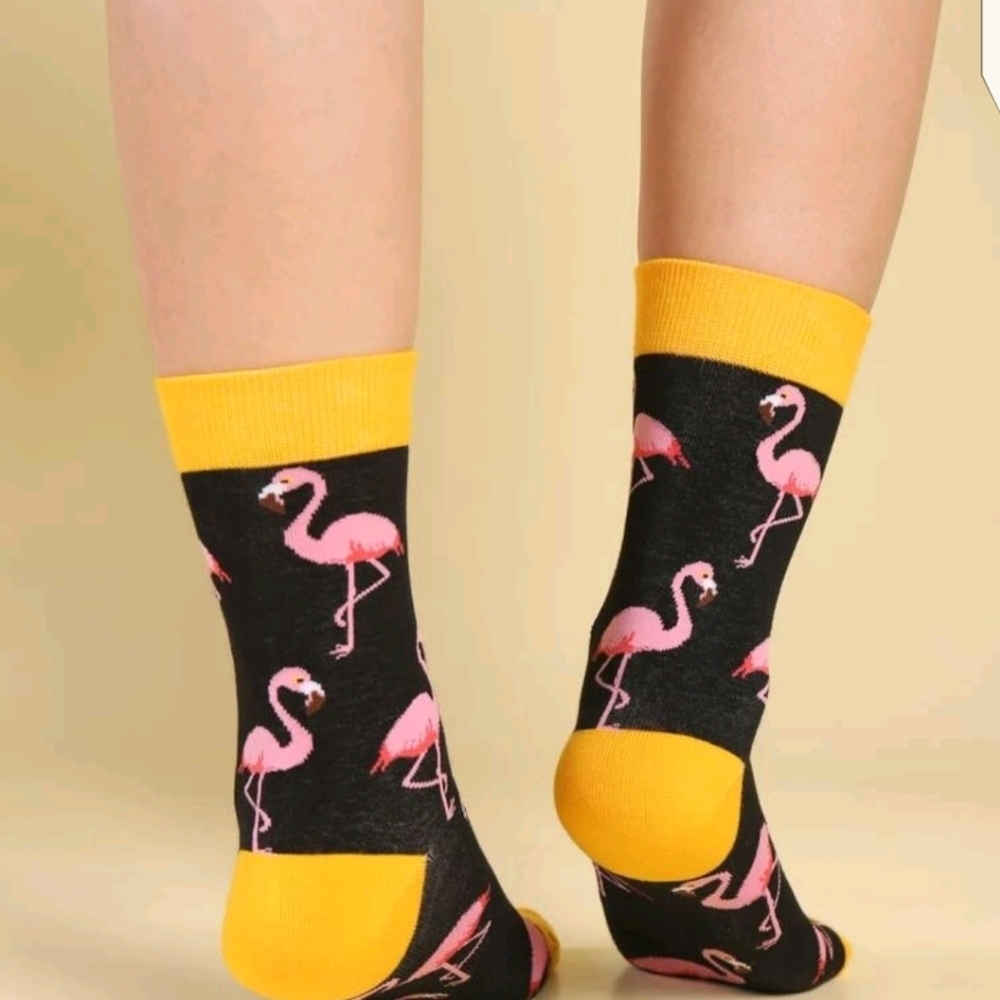 ✨3 FOR $28✨🆕BLACK FLAMINGO SOCKS - ADULT - Picture 5 of 5